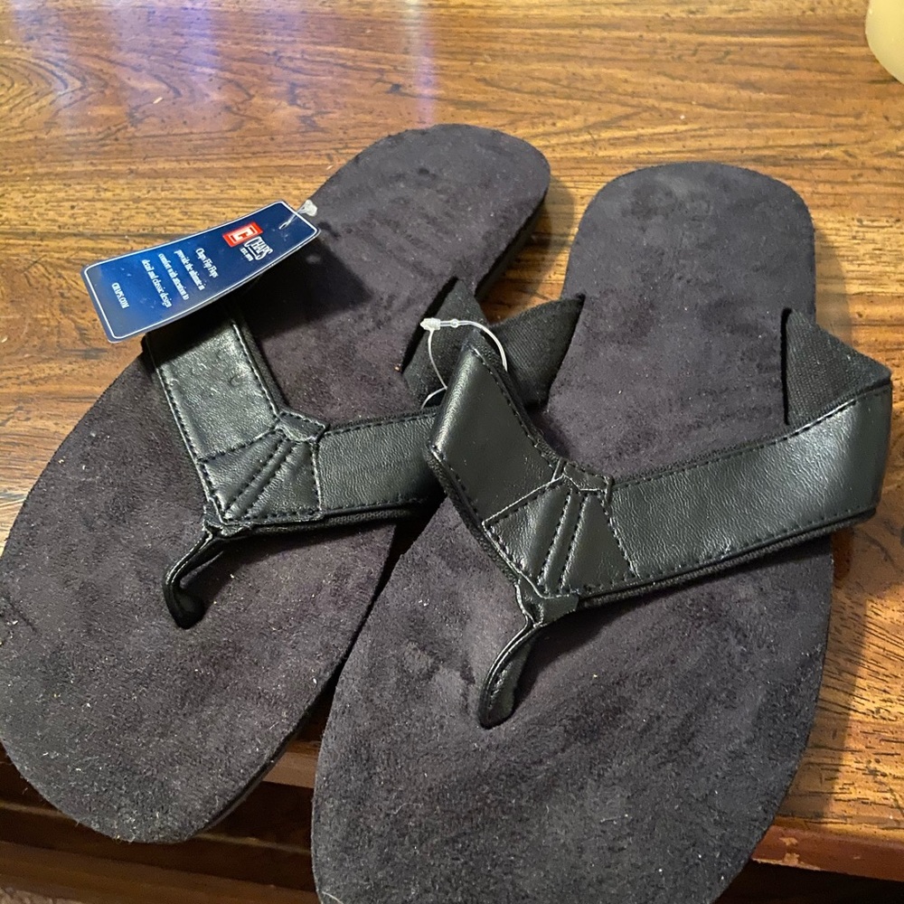 New w tags men’s sz large 10-11 Chaps sandals